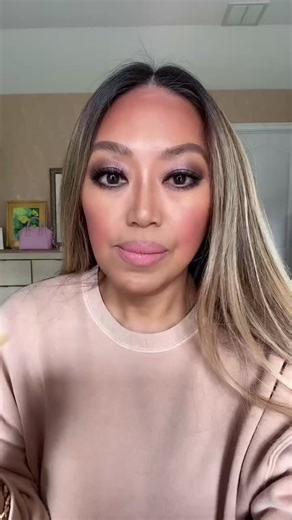 Celebrity Makeup Artist Secrets Revealed by Mally Roncal