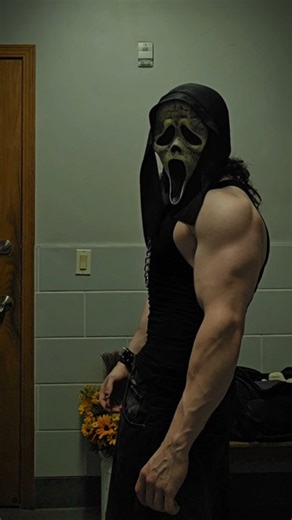 michael boggs | Fitness Coach on Instagram: "throwback numba 2 code VISC @jointhekult • • • #gym #gymmotivation #workout #aesthetic #motivation #workoutmotivation #viral #physique #explore #explorepage #fyp #foryou #motivation #gym #gymmotivation #transformation #bodybuilding #weightloss #wl #diet #dieting #rosesfromconcrete #bloomingthroughchaos"