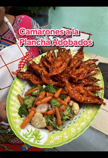 Camarones Adobados a la Plancha con Verduras Salteadas