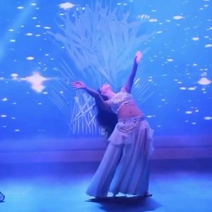 Nora Fatehi shows her amazing belly dance moves as she performs at an event! Take a look | Nevanta