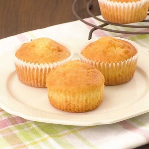 しっとりおいしい♪ 基本のカップケーキのレシピ動画・作り方 | デリッシュキッチン