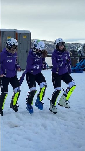 Team Germany daning on and off the snow at the Junior Worlds 2026!