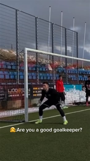 Goalkeeper Training, Tips & Motivation on Instagram: "Are you a good goalkeeper? 🤣 👍 LIKE, FOLLOW & SHARE for more goalkeeping tips #soccer #football #goalkeeping #goalkeepertraining"
