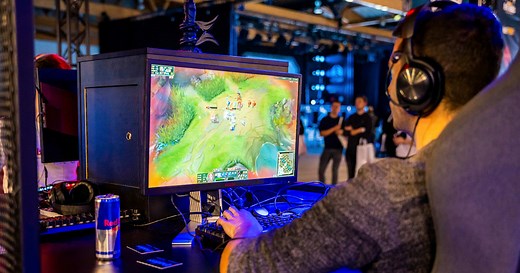 How to improve map awareness in League of Legends