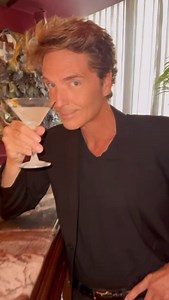 Richard Marx on Instagram: "Celebrate everything ✌🏻❤️"