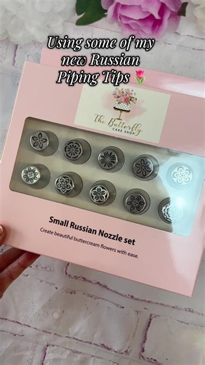 Using some of my NEW Russian piping tips from @The Butterfly Cake Shop 🦋 🌷🩷 Here I am using the LR2, the LR3 and the SR5 which are some of the easier ones to use and ideal for beginners. I am loving these new designs, they are all so pretty and easy to use! Most of these tips are aimed at beginners and so much easier to use than standard Russian nozzles. You can get them individually or as a set 🥰 Make sure you get yours while stocks last because they are selling fast! 🔥 . #cake #cupcakes #