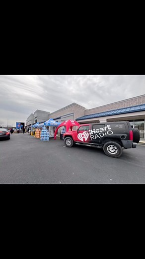 It’s the Truckload Sale at KJ’s Market! Get ready for the Big Game or simply Stock Up! The smoker is going, and KJ’s has great deals on ribs and wings! Also, the truckload event you should see the 20pound box of wings or crab legs! | Eagle 92.9 | Facebook