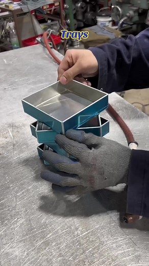Making mini Alumilum trays and ready for the water tight #welding #bending #brakepress #metal #fabrication