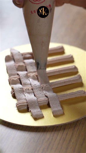 How to do basket weave Tips by chef Manish khanna