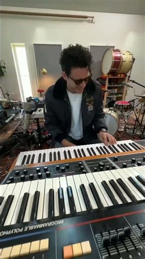 Dope live looping with the skills from talented producer 👉@marcscibilia #musicproducers #music