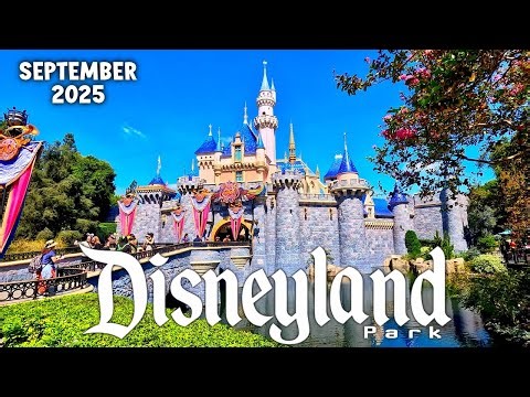 Complete POV Disneyland Walkthrough with Aurora and Haunted Mansion Holiday!