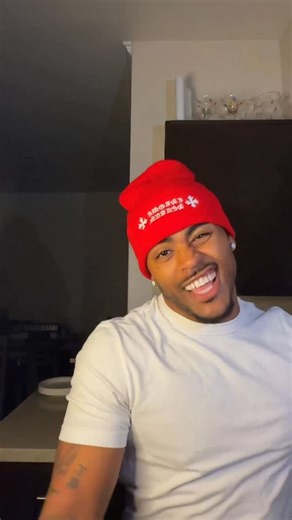 ALEX⚡️ on Instagram: "Since y’all kept asking for @dudufaruk 🔥🇮🇱 these lyric wild tho 🤣🤣🤣 #isreal #hebrew #dudufarak #lipsync #explore #funny #explorepage✨"