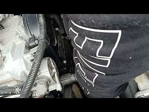 how to replace timing belt on Mitsubishi Triton
