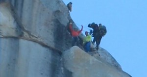 El Capitan: Duo complete world's toughest climb in Yosemite