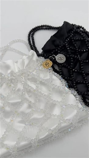 Beaded net bag made of glass beads #tutorial #beadedbag #beadbag