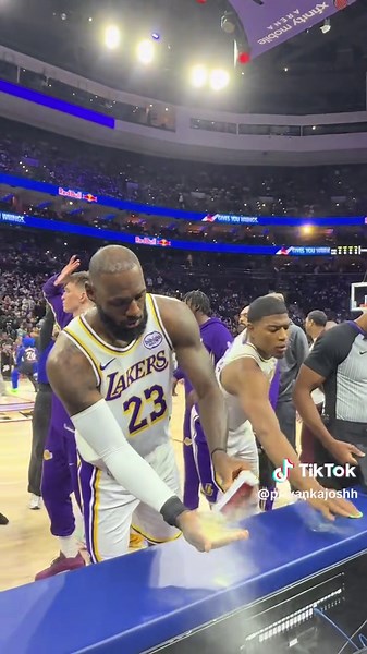 Experiencing Lakers Basketball Live with LeBron James