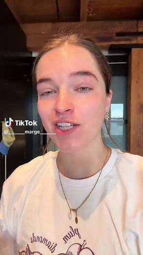 Clever Cat Fakes Injury for Attention