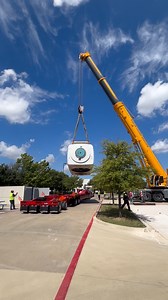 5K views · 31 reactions | Real-world training matters.  The Dallas/Fort Worth campus now features a newly installed nacelle for students in our Wind Turbine program.  Learn more: https://bit.ly/4gYJA7i VA Benefits are not currently available for the Electrical & Wind Turbine Technology program. | Universal Technical Institute | Facebook