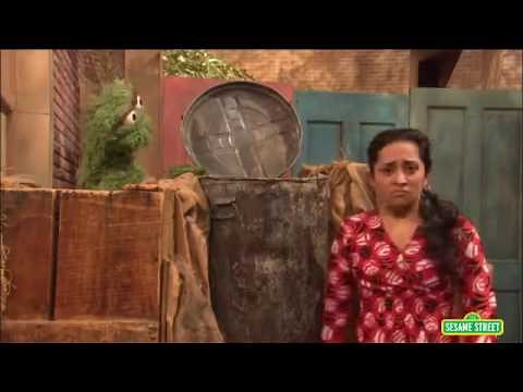Sesame Street - Leela's Cell Phone Addiction sonu b