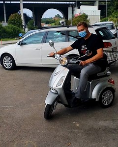 Nous nous ennuyons jamais ! 😂 Découvrez les coulisses du TCS ! 📽️👇 | Touring Club Suisse