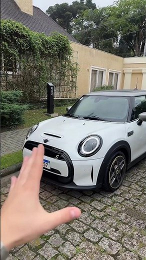 MY MINI COOPER vs. MINI ELECTRIC 2023!