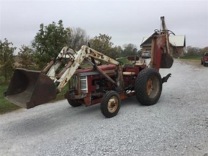 1956 International 350 2WD Tractor | Agriculture