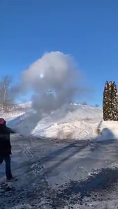 "What to do when it's so cold out? SCIENCE!" the US National Weather Service Milwaukee/Sullivan Wisconsin tweeted Sunday. https://bit.ly/3a2O4ch Credit: NWS Milwaukee via Storyful | FOX6 News Milwaukee