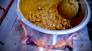 The Dindigul Thalappakatti Biryani is a delicious confluence of traditions. From its heart, that is the secret spice mix that was first made in the founder's home kitchen in 1957, to the use of tender boneless mutton only, and the mildly aromatic seeraga samba rice that carries the flavours of this hugely popular biryani. CATCH THE COMPLETE EPISODE AT https://youtu.be/7_WmEoHb7vA Click on link for details, address and google maps coordinates. #dindigulthalappakattibiryani #gourmetontheroad #krip