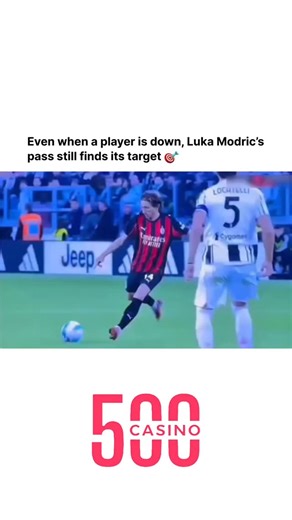 THE FOOTYREALM on Instagram: "日本では、床タイルに圧電材料を用いることで、歩行時の力学的エネルギーを電気エネルギーに変換しています。この「圧電床」は、駅などの人通りの多い場所に設置され、毎日何百万もの歩行による圧力を捉えます。発電された電力は導かれたディスプレイ、照明、券売機などの近隣のシステムに電力を供給できるため、持続可能な発電方法となっています。キュリー兄弟の画期的な発見に端を発する圧電技術は、その幅広い応用によって様々な産業に革命をもたらしてきました。圧電技術を真に理解するには、現代のイノベーションへの影響を認識する必要があります。 この分野のパイオニアとしては、耐久性、効率性、そしてカスタマイズ性を兼ね備えた、今日のテクノロジー主導の世界のニーズに応える高度な圧電キーパッド、パネル、スイッチを提供することで、業界をリードしています。これらの高度なソリューションを統合することで、当社の製品は信頼性が高いだけでなく、最も過酷な環境でも動作し、比類のない性能と長寿命を実現しています。"