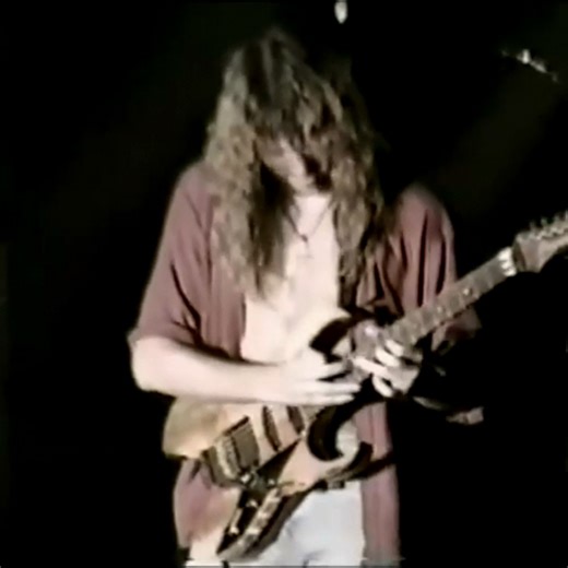 44K views · 1.5K reactions | Reb Beach - Guitar Solo ( Toronto 1993) #guitar #winger #rebbeach #guitarsolo #metalmilitia | Shred Music TV | Facebook
