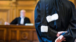 Un cardinal et un évêque renvoyés devant le tribunal correctionnel