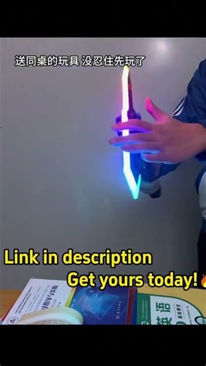 🔥The most satisfying toy ever!⚔️🪓#transforming #sword #axe #cosplayers #lightsaber #amazon #starwars