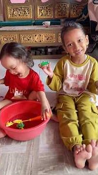 KHANZA & ZEA MAINAN PANCING IKAN MAGNET