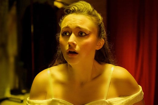 ‘Fear Street: Prom Queen’ isn’t scary or gay, so what’s the point?