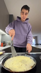 60K views · 1K reactions | Women Have Superpowers! Watch Her Flip a Pancake Like Magic 丹 | Intfactsworld - Intelligent Facts world | Facebook