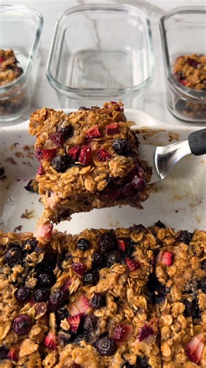 176K views · 728 reactions | Baked Oatmeal Bars | Well Plated | Facebook