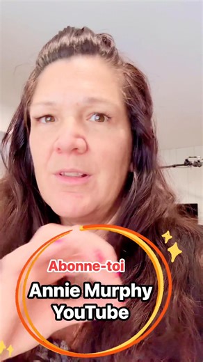 Recherche Annie Murphy sur YouTube et abonne toi ! De nouvelles longues capsules à venir et des lives ! 🥳 déjà plein de shorts y sont ! #coachencreativite #artetbienetre #ArtEnDirect #soislartistedetavie #youtubeshorts | Annie Murphy Artiste