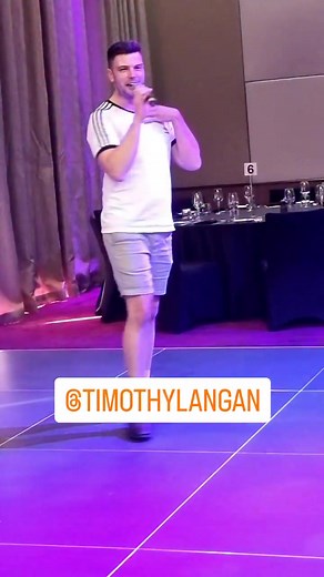 I'm a innocent whenever this one is around. #dragqueensoftiktok #dragqueen #dragracedownunder #foryoupage #foryou #singing