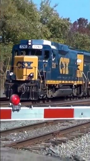 CSX Road Slug and GP40 Set Bouncing Down The Railroad Tracks