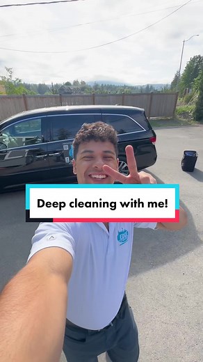 Come along with me for a cleaning service to clean an underground construction office that is in need of a deep cleaning! #cleaning #cleaningtiktok #cleaningservice #edgecleaningservice