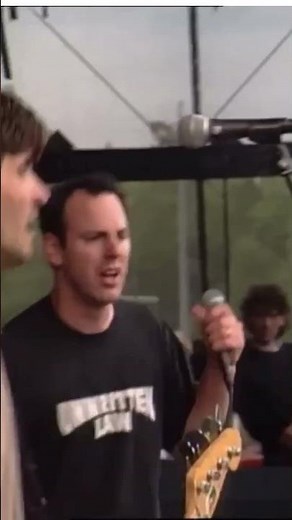 Bad Religion Live at Pinkpop ’95 — Punk Rock Power! 🤘🔥 #BadReligion #Pinkpop