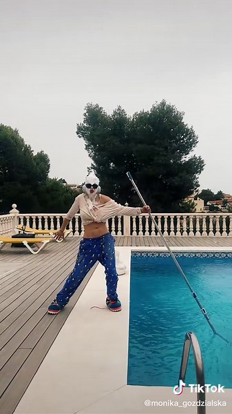 Pool Cleaning Tips from a Professional