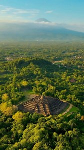 25K views · 146 reactions | As the day’s last rays kiss Borobudur...
