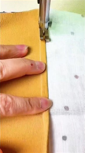 Seam binding tips #versatilesewin #sewing #sewinghacks #sewingtutorial