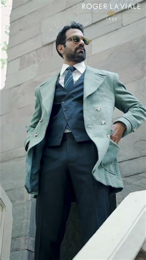 Tweeds & Flannels | Beaver Francis by Roger La Viale