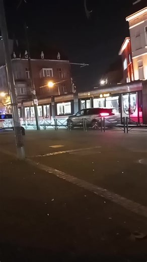 Vidéos de merco benz (@m4dem3mois3ll3) avec Z'hina bekri - Live - Cheb Hassen