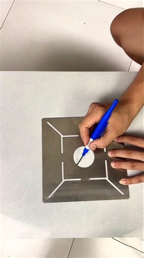 #construction 3 tile setter laying classic U-shaped floor?