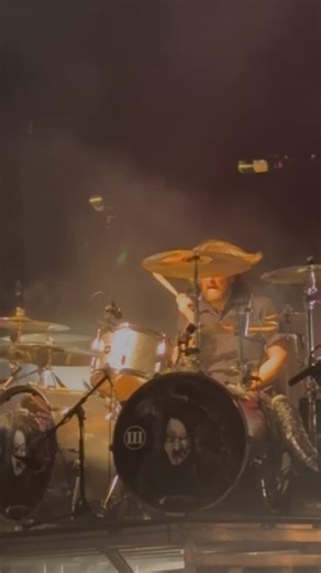 That Metal Concert Review on Instagram: "@seether in Tampa Florida in 2024 at #98rockfest 🔥🔥🔥🔥🔥 #seether #seetherofficial #seetherfans"