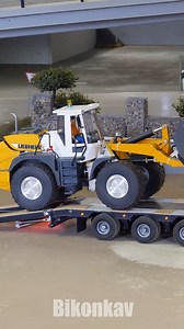 RC Wheel loader at work! #rc #rcwheelloader #rctrucks #Loading | Bikonkav RC Trucks