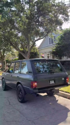 1992 Range Rover Classic with understated Vulcan Grey paint #shorts #rrc 💪